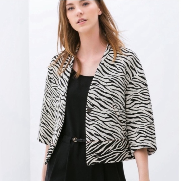 Zara Zebra Print Crop Jacket Sz Small - Picture 2 of 7